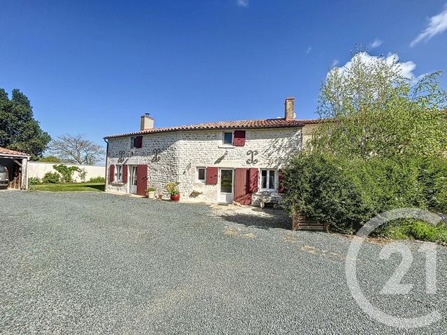 Maison à vendre ST PIERRE LE VIEUX